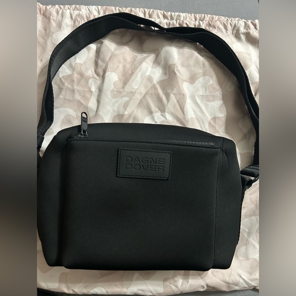 Dagne Dover Micah Crossbody in Onyx NWOT - Picture 1 of 6